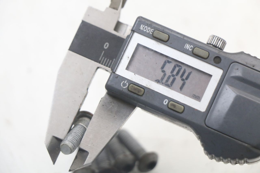 photo de REMSCHIJF BOUT PIAGGIO BEVERLY 125 (1998 - 2005) - Andere kijkhoek