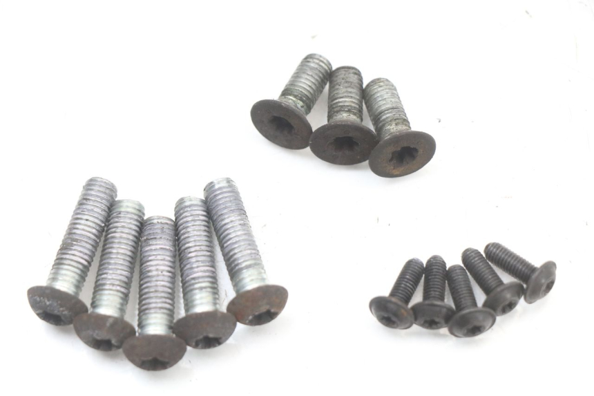 photo de REMSCHIJF BOUT PEUGEOT SATELIS 125 (2010 - 2012) - Hoofdaanzicht