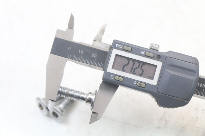 photo de REMSCHIJF BOUT DERBI SENDA SM X-TREME 50 (2006 - 2010) - Technische close-up