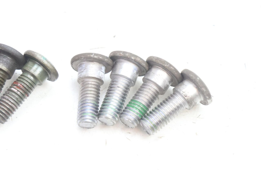 photo de REMKLOTSCHROEF HONDA SH 125 (2001 - 2003) - Zoom op gebruiksstaat