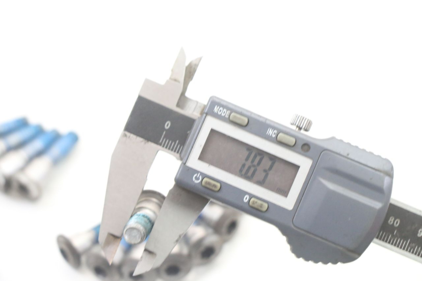 photo de REMSCHIJF BOUT SUZUKI GSX F GSXF 650 (2007 - 2015) - Markeringen en referenties