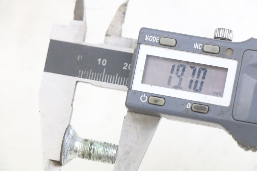 photo de REMSCHIJF BOUT PEUGEOT TREKKER 50 (1998 - 2004) - Zoom op gebruiksstaat