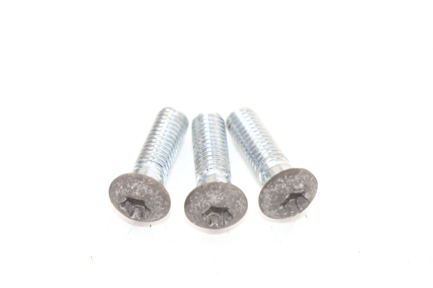 photo de REMSCHIJF BOUT PEUGEOT VIVACITY NEW 4T 50 (2008 - 2017) - Detail van het onderdeel