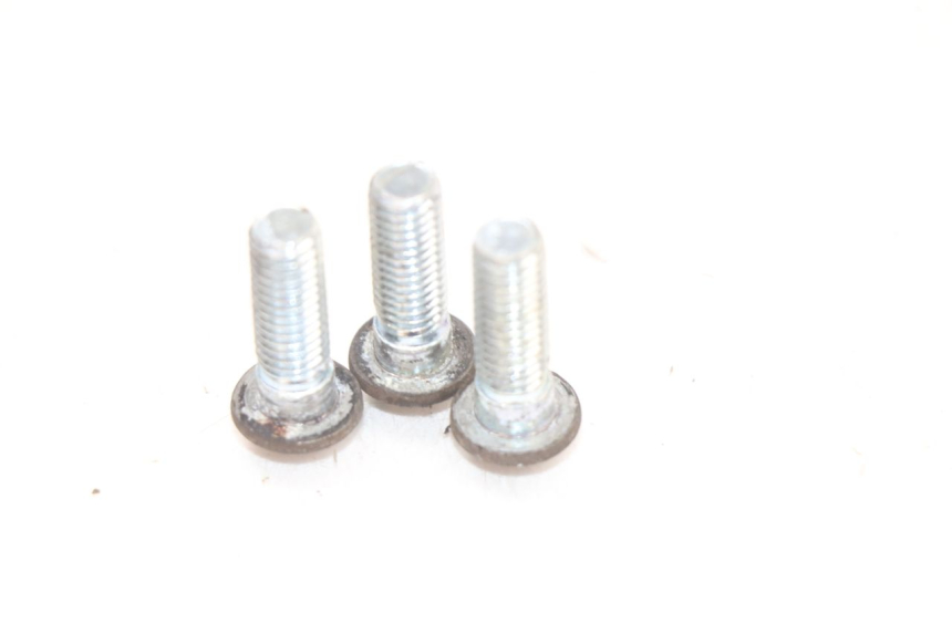 photo de REMSCHIJF BOUT PEUGEOT VIVACITY NEW 4T 50 (2008 - 2017) - Zoom op gebruiksstaat