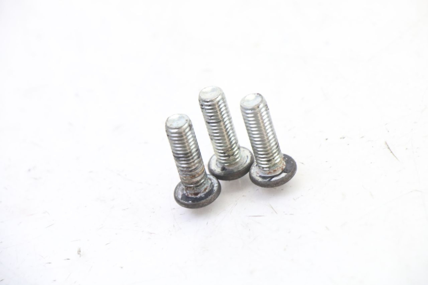 photo de REMSCHIJF BOUT PEUGEOT VIVACITY NEW 4T 50 (2008 - 2017) - Zoom op gebruiksstaat