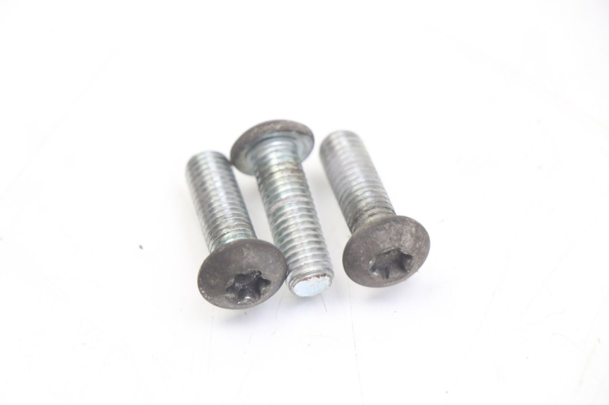 photo de REMSCHIJF BOUT PEUGEOT VIVACITY 125 (2010 - 2017) - Detail van het onderdeel