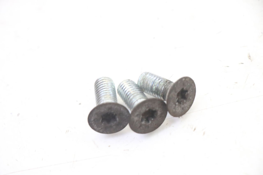 photo de REMSCHIJF BOUT PEUGEOT VIVACITY 50 (2004 - 2009) - Detail van het onderdeel