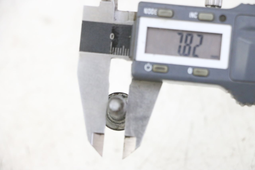 photo de REMSCHIJF BOUT YAMAHA FZS FAZER 600 (2001 - 2003) - Zoom op gebruiksstaat