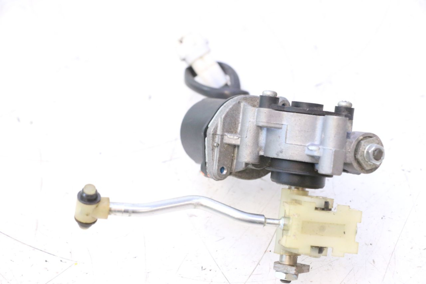photo de LUCHTROOSTERS YAMAHA YZF R6 600 (2008 - 2009) - Andere kijkhoek
